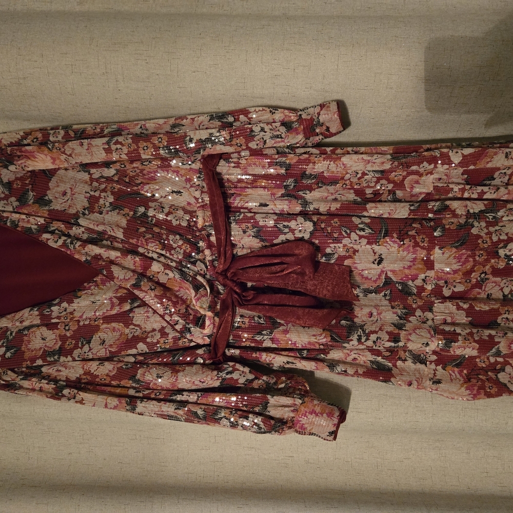 Lauran Conrad Floral Burgundy Sequin Dress with Belt - Picture 4 of 6